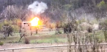 ВСУ уничтожили на Донбассе снайпера боевиков: видео момента удара