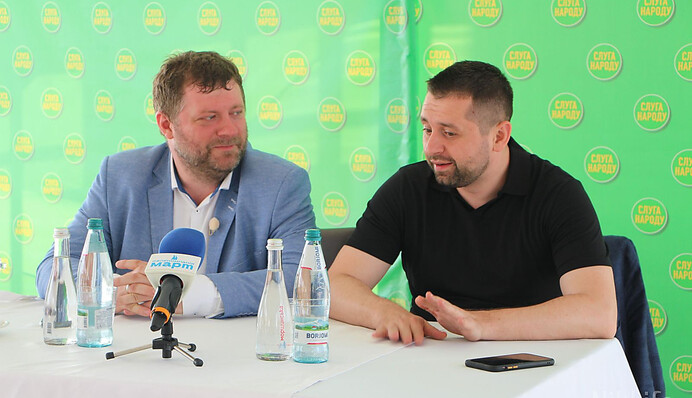 Як корабельна сосна: лідери 