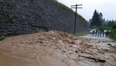 На западе страны возникли проблемы с доставкой пенсий: заявление 