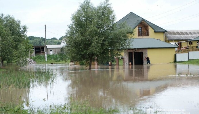 Повені в Чернівецькій області завдали збитків на колосальну суму: озвучено цифри