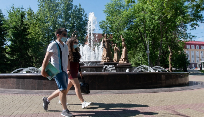 Максимальный уровень защиты: в Киеве девушка прославилась из-за 