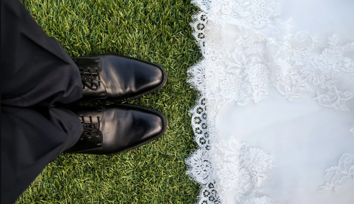 Наречена з'їла цукерку і померла на очах гостей - ніхто не міг повірити