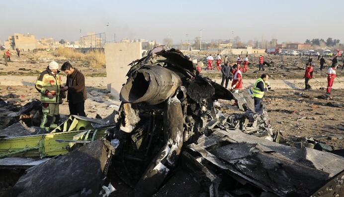 Двигуни працювали кілька секунд після вибуху: спливли нові деталі аварії літака МАУ в Ірані