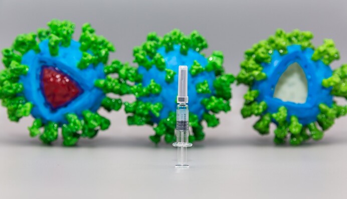 Китай стає переможцем в гонці за вакциною від коронавірусу - The Telegraph