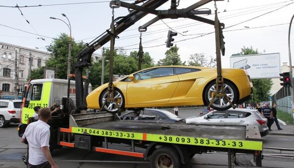 В КМДА назвали, звідки найчастіше евакуюють автомобілі через порушення правил паркування