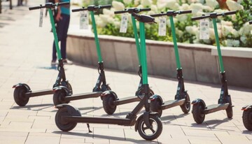 КМДА готовит правила безопасности движения для владельцев самокатов