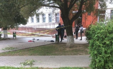 В Беларуси умер мужчина, который поджег себя возле отделения милиции: что о нем известно