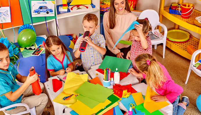 День вихователя: кращі привітання у віршах і прозі