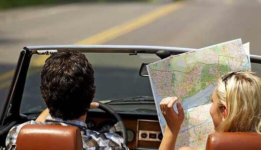 Нельзя в платье и с собаками: необычные правила дорожного движения в разных странах