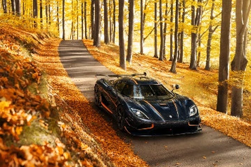 Розгін майже до 500 км на годину: названо найшвидші серійні автомобілі в світі