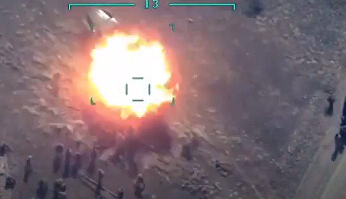 Азербайджан показав відео потужного удару по військах Вірменії: військових підкинуло в повітря