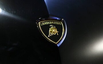 З'явилося перше фото суперекстремального Lamborghini без даху і лобового скла