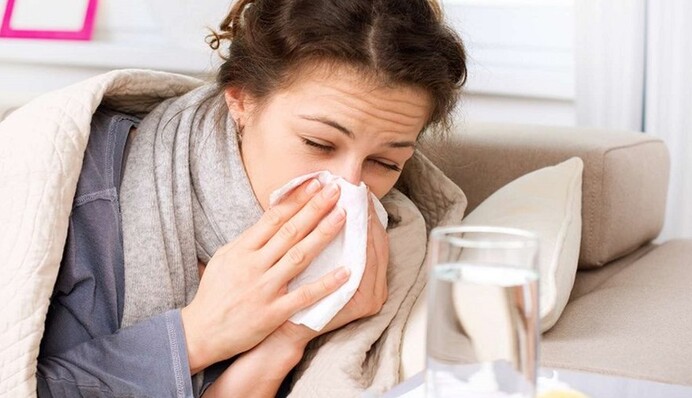 Медики назвали 20 причин, через які люди часто хворіють на застуду та грип