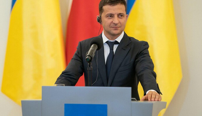 Зеленский отправился с важным визитом в Великобританию: появились подробности