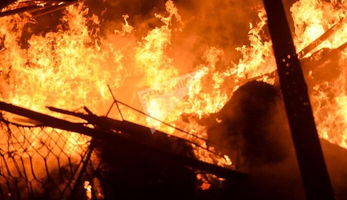 Вірменія заявила про страшний удар по Карабаху, все навколо охопило полум'я: фото і відео 