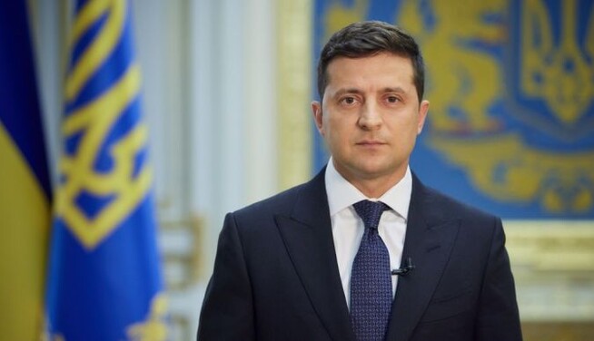 Зеленський звернувся до українців з важливим закликом напередодні виборів: буде п'ять питань