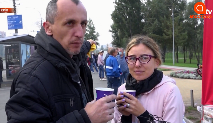 Большие очереди и только за деньги: как киевляне сдают тесты на коронавирус