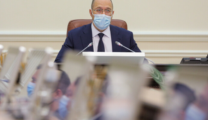 Скандал з передачею грошей для онкохворих на дороги: в Кабміні назвали причину