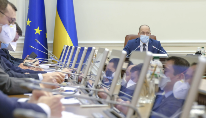 Кабмин принял важное решение о е-декларациях