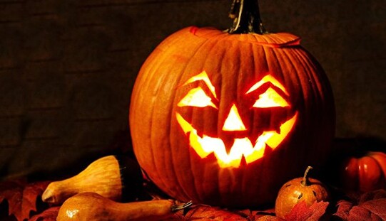 Как украинцы празднуют Хэллоуин 2020: яркие фото и видео