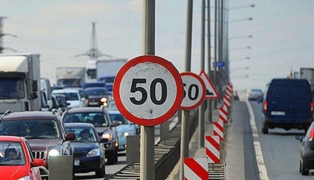 С 1 ноября в Киеве ограничат скорость движения транспорта до 50 км/ч: список улиц