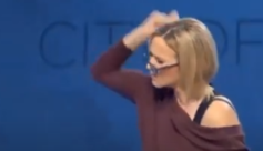 Одіозна духовна радниця Трампа зачитала 