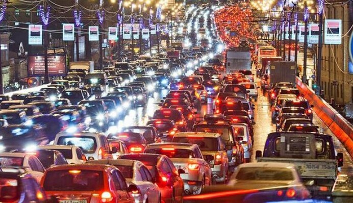 Киев сковали пробки вечером 17 ноября: где затруднено движение