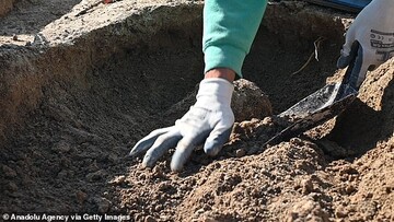 Археологи виявили в Іспанії стародавній некрополь з сотнями гробниць: фото