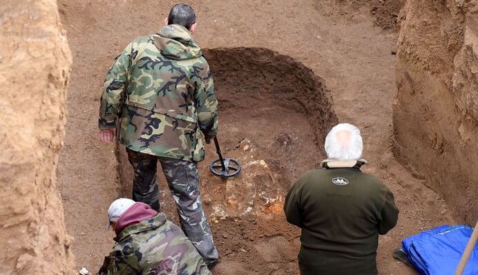 Археологи знайшли незвичайне поховання вождя скіфів з двометровим охоронцем: фото
