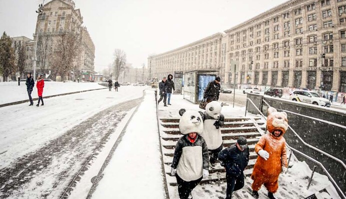 Украину скоро начнет засыпать снегом с новой силой: синоптик назвал даты