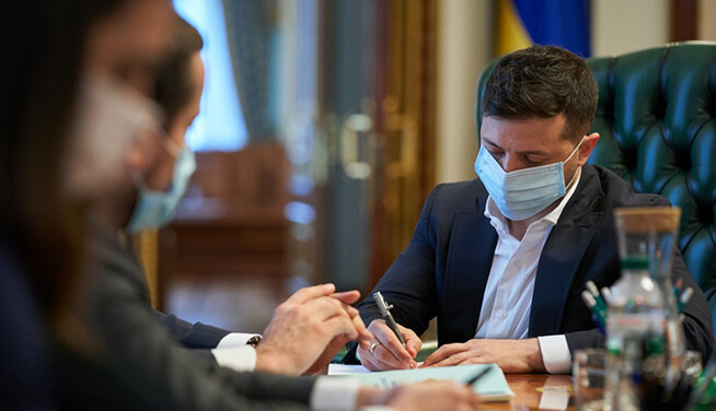 Стало известно, когда Зеленский примет решение по жесткому карантину