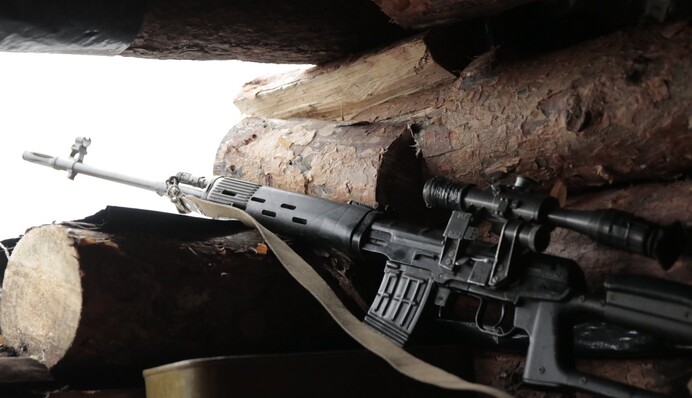 Боевики усиливают позиции на Донбассе: стягивают танки и артиллерию