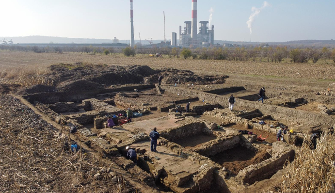 Археологи знайшли штаб-квартиру легіону Юлія Цезаря з храмом, фонтаном і 