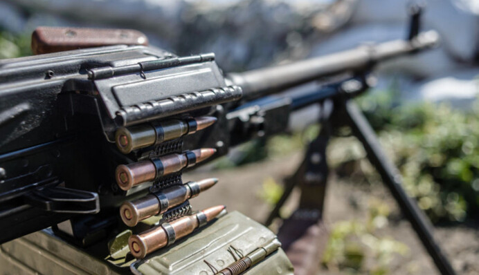 На Донбассе произошла перестрелка между силами ООС и боевиками: ранен украинский военный