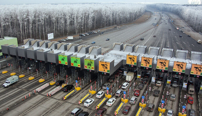 Кабмін встановив вартість проїзду  платними дорогами в Україні: названо суми