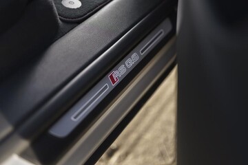 В Одесі засвітився ефектний кросовер Audi - коштує понад 4 млн: фото