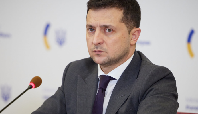 Зеленський провів розмову з Макроном: про що домовилися