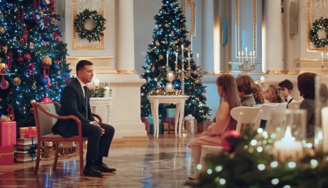 Зеленский поздравил украинцев с Новым годом: о чем говорил президент в обращении