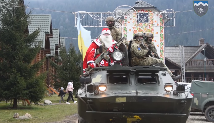 Дед Мороз - в розыске: яркое поздравление с Новым годом от боевого украинского Санты