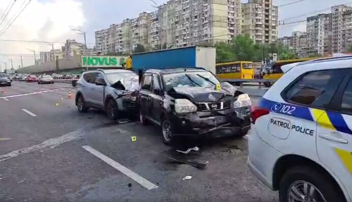 Сколько украинцев погибли на дорогах в 2020 году: в полиции назвали число жертв ДТП