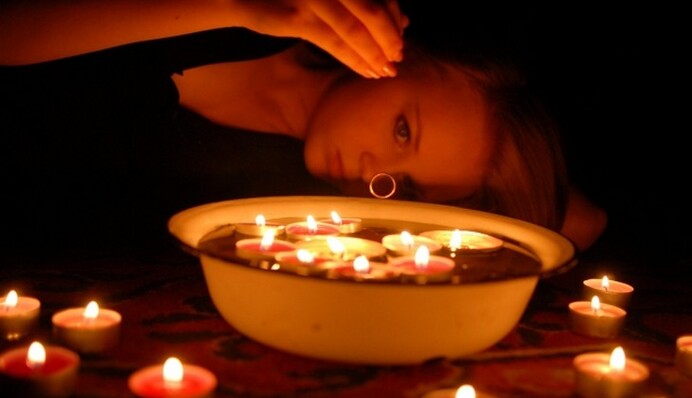 Как гадать на Старый Новый год: самые популярные способы