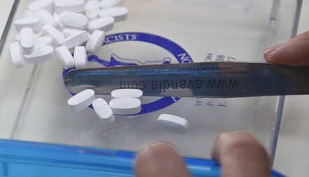 В Україні хочуть випробувати новий препарат від коронавірусу