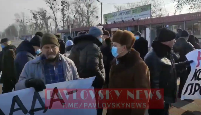 "Это ограбление": под Полтавой устроили новый тарифный протест, движение заблокировано, видео