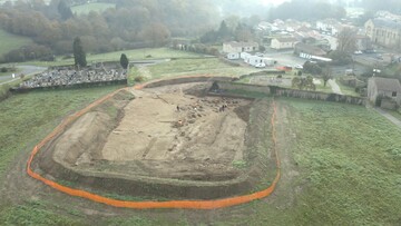 Археологи нашли редкую двойную гробницу в некрополе эпохи династии Меровингов: фото