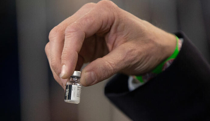 Почему Украина получит вакцину Pfizer одной из последних: всплыла скандальная деталь