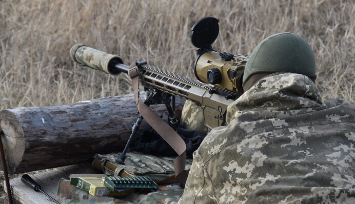 На Донбасі бойовики поранили українського бійця: ЗСУ відкрили вогонь у відповідь