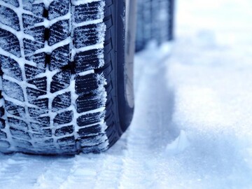 Названы лучшие авто для зимней погоды - легко справятся с поездкой по льду и снегу