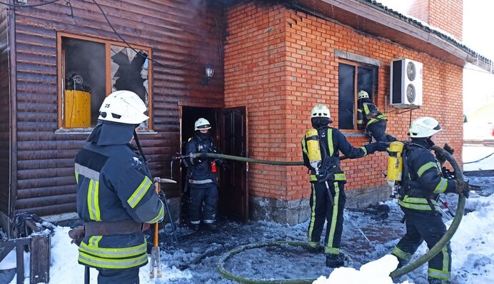 Це не вибух: названо ймовірну причину пожежі в столичному парку