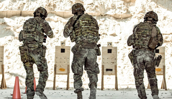 Военную базу США обстреляли ракетами в Ираке: есть погибшие