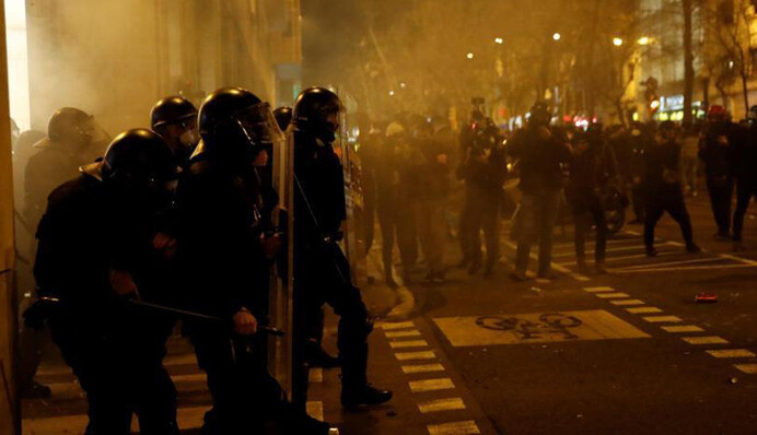 В Іспанії спалахнули протести після суду над музикантом: постраждали десятки людей